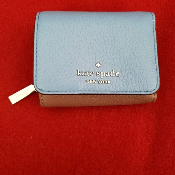 Kate Spade ♠️ - Picture 2 of 12